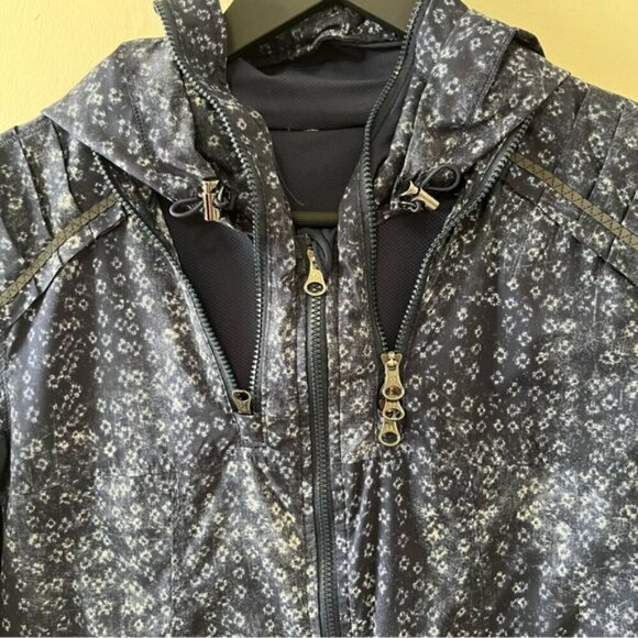Lululemon Spring Forward Jacket Kanoko Twist Inkwell  Ghost / Inkwell Size 4 - Picture 12 of 16